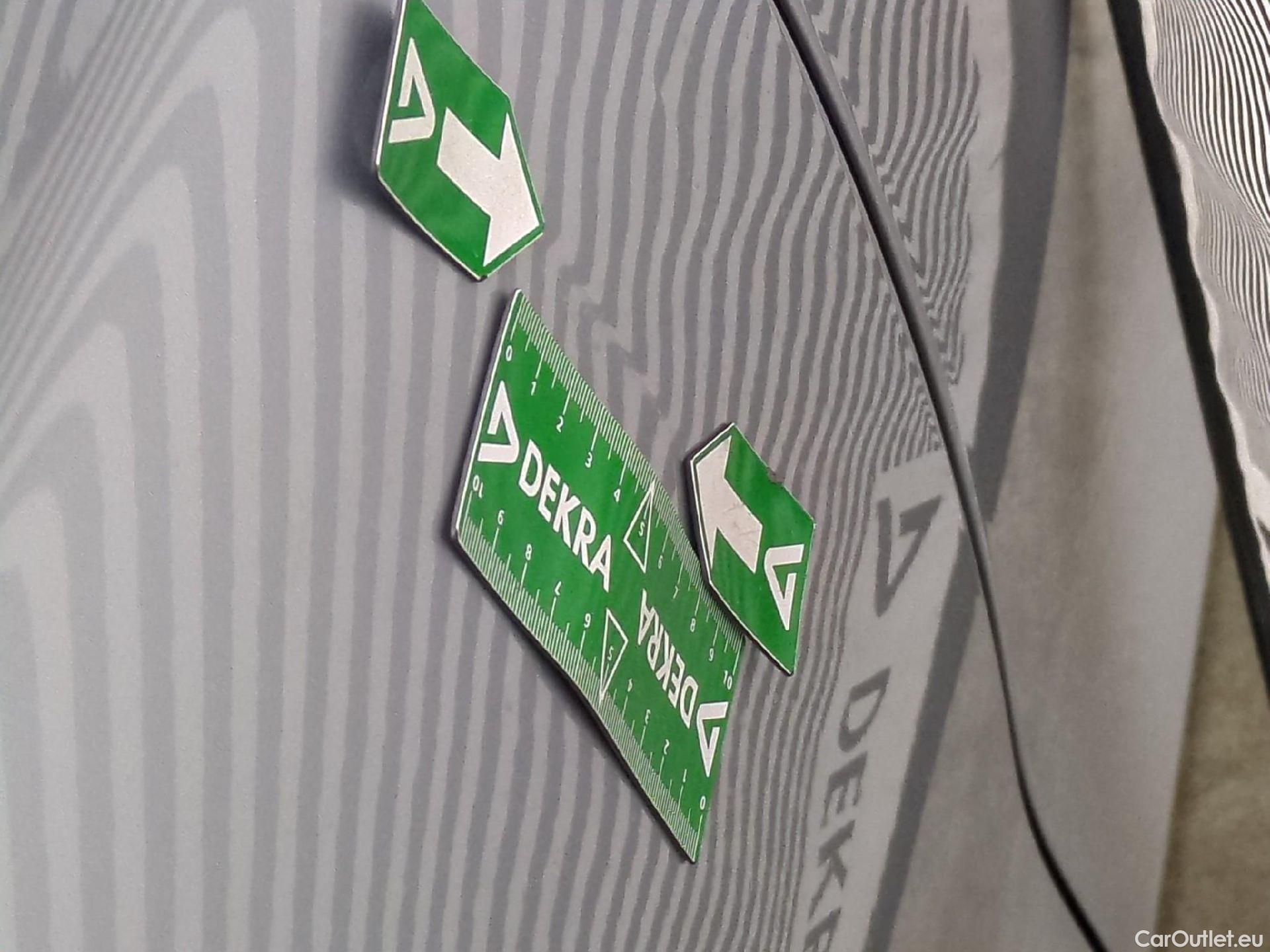  Opel  Corsa  F Elegance Business 1.2 Turbo 100CV BVM6 E6d #4