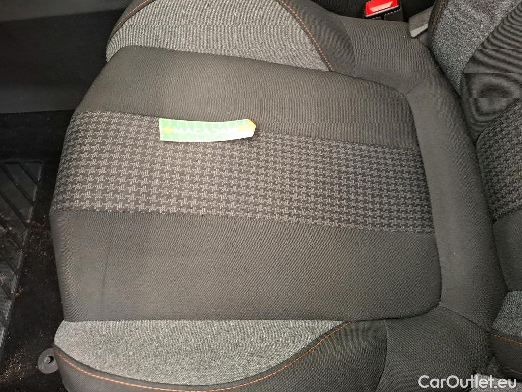  Peugeot  3008  Active Pack 1.5 HDi 130CV BVA8 E6d #1