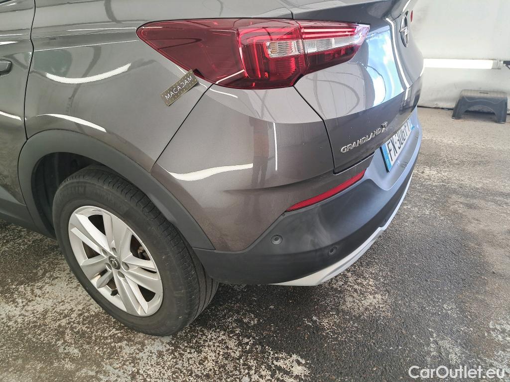  Opel   Grandland X Grandland X Elegance Business 1.5 130CV BVA8 E6d #5