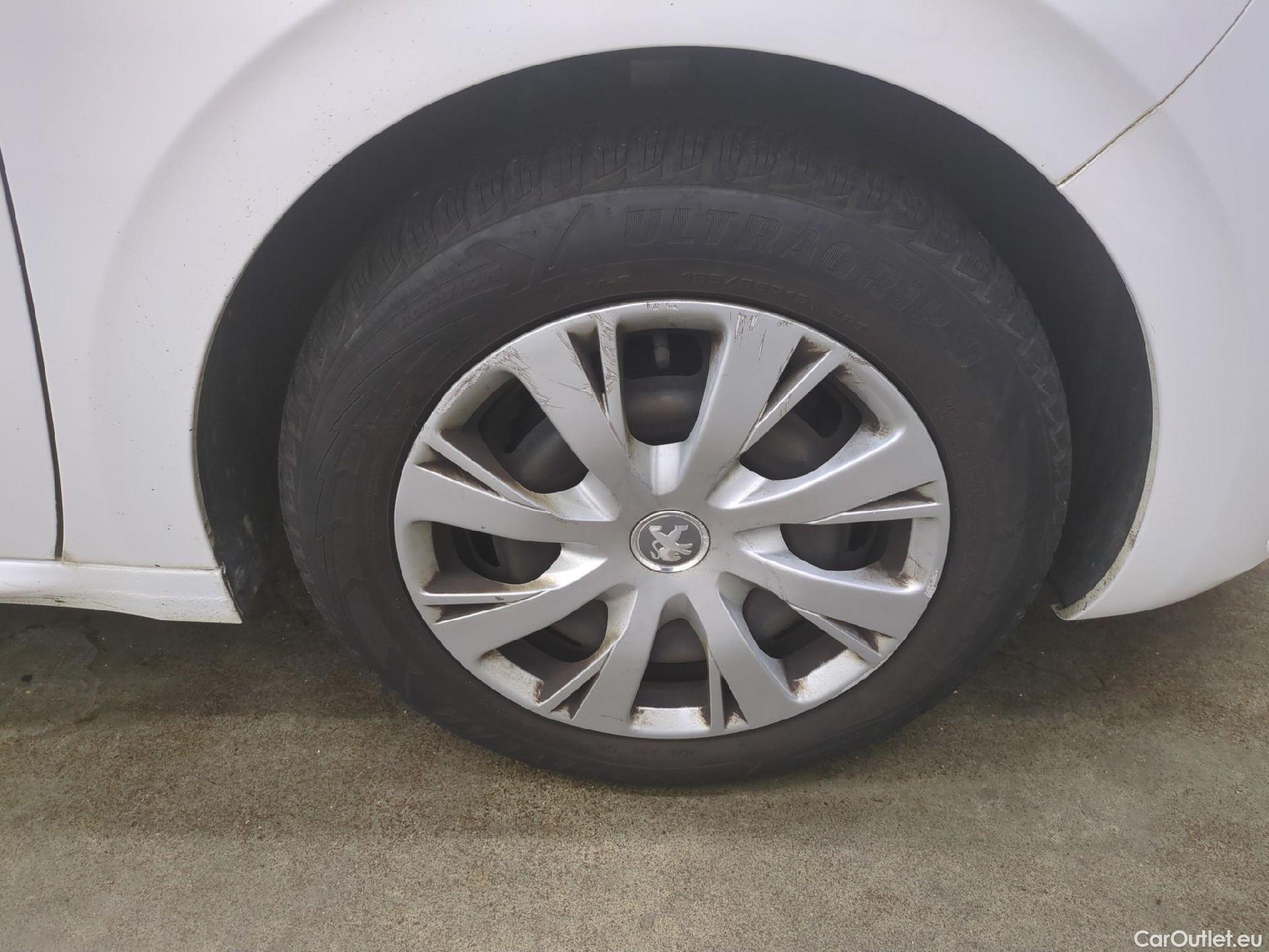  Peugeot  208  Active Business 1.2 80CV BVM5 E6dT #6