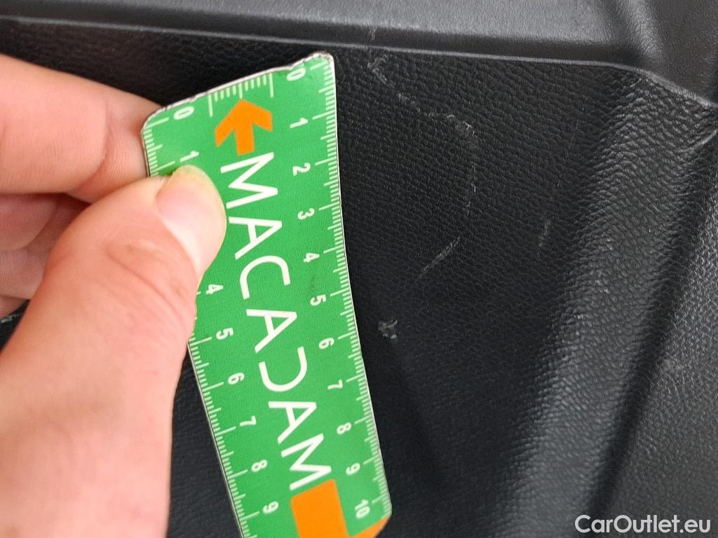  Peugeot  2008  Active Business 1.2 PureTech 130CV BVA8 E6d #30