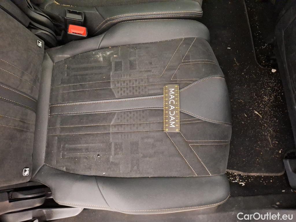  Peugeot  5008 PEUGEOT  / 2020 / 5P / SUV BlueHDi 180 SS EAT8 GT Pack / VO RECONDITIONNE - PHOTOS AVANT RECONDITIONNEMENT #9