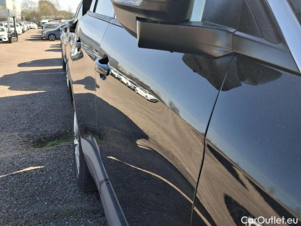  Peugeot  5008  Active Business 1.5 HDi 130CV BVA8 E6dT #10