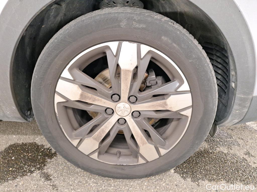  Peugeot  5008 PEUGEOT  / 2020 / 5P / SUV BlueHDi 180 SS EAT8 GT Pack / VO RECONDITIONNE - PHOTOS AVANT RECONDITIONNEMENT #2