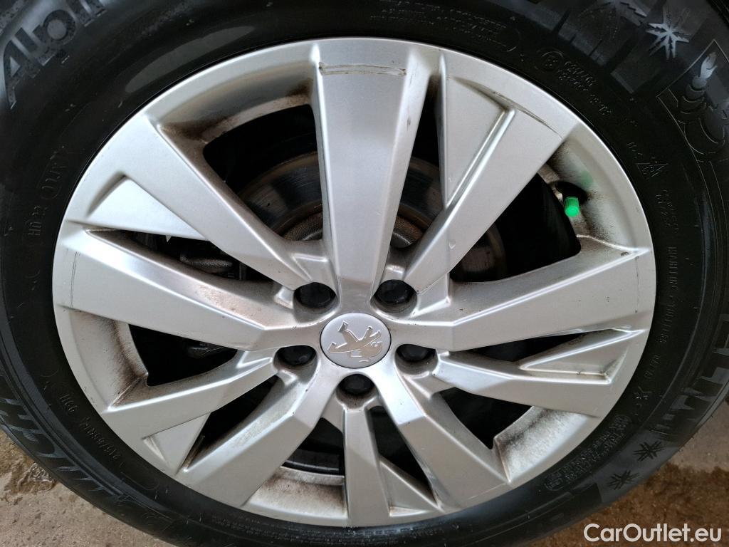  Peugeot  5008  Active Business 1.5 HDi 130CV BVA8 E6dT #18