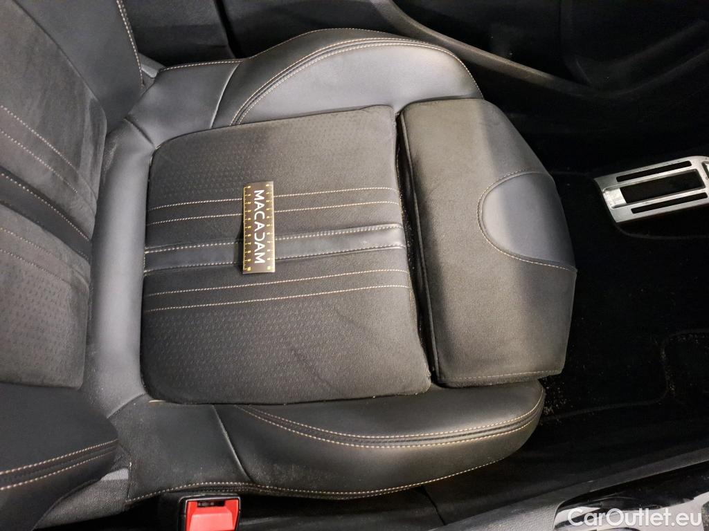  Peugeot  5008 PEUGEOT  / 2020 / 5P / SUV BlueHDi 180 SS EAT8 GT Pack / VO RECONDITIONNE - PHOTOS AVANT RECONDITIONNEMENT #13