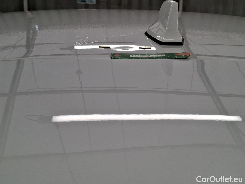  Renault  Megane  IV Berline 5 ptes. Techno 1.3 TCe 140CV BVA7 E6d / VO RECONDITIONNE - PHOTOS AVANT RECONDITIONNEMENT #11