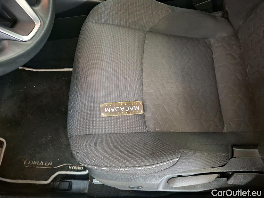  Toyota  Corolla TOYOTA  Touring Sports / 2018 / 5P / Break Hybride 122h Dynamic Business Beyond Zer #33