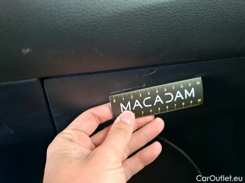  Toyota  Corolla TOYOTA  Touring Sports / 2018 / 5P / Break Hybride 122h Dynamic Business Stage Acad #39