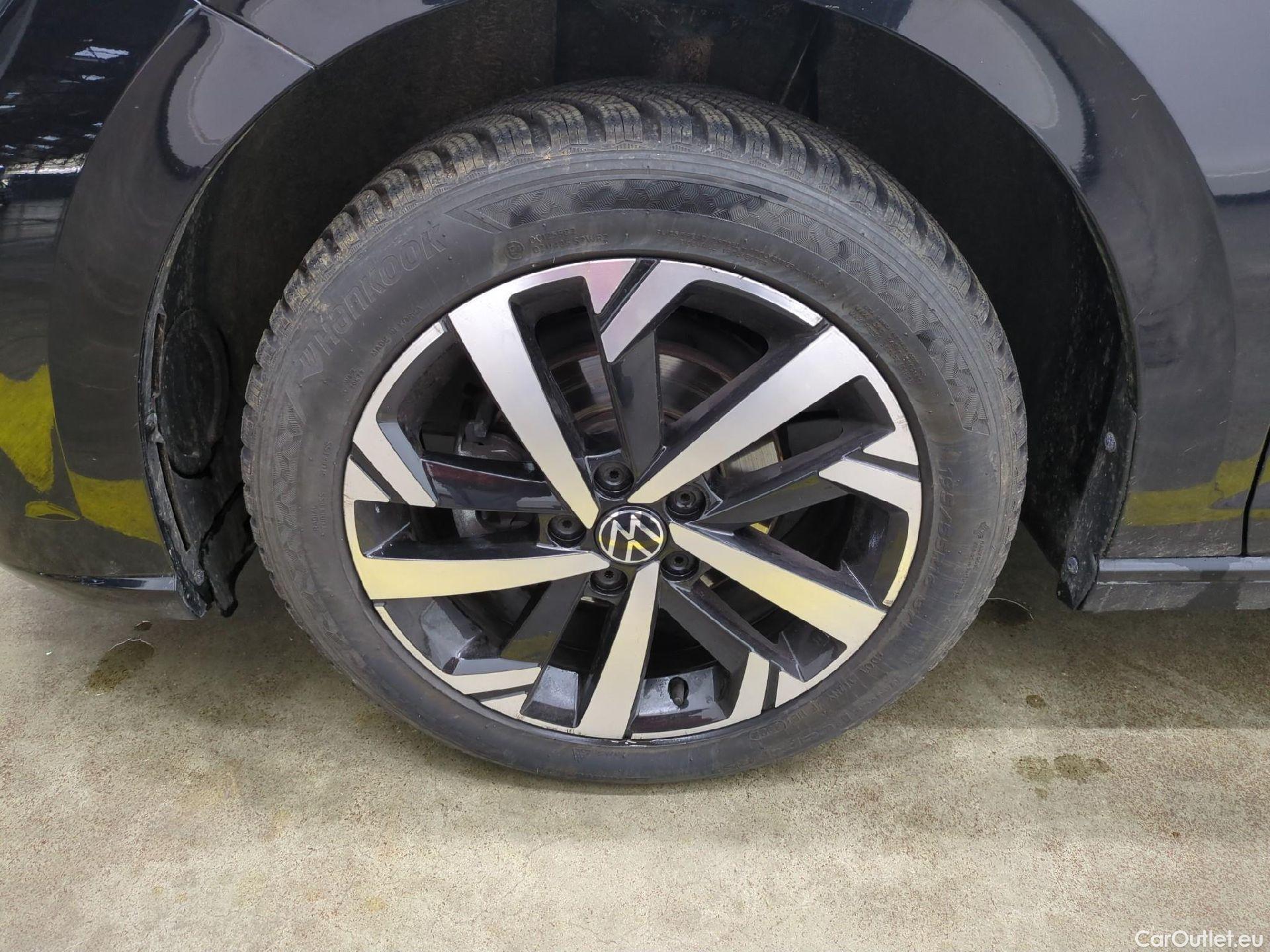  Volkswagen  Polo VOLKSWAGEN  / 2021 / 5P / Berline 1.0 TSI 95 Life #1