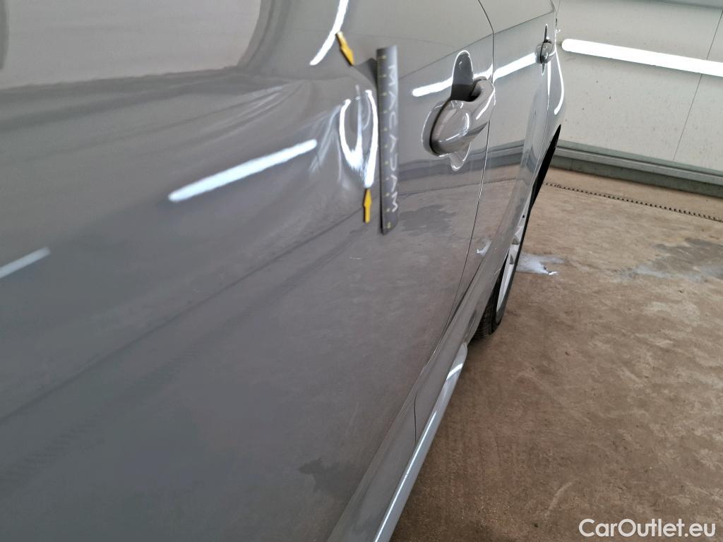  Toyota  Corolla TOYOTA  Touring Sports / 2018 / 5P / Break Hybride 122h Dynamic Business Stage Acad #8