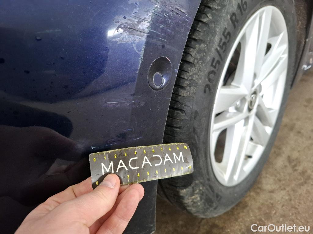  Toyota  Corolla TOYOTA  Touring Sports / 2018 / 5P / Break Hybride 122h Dynamic Business Beyond Zer #21