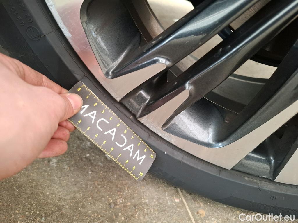  Toyota  Yaris Cross TOYOTA  Hybride / 2021 / 5P / SUV 1.5 HYBRID 116H COLLECTION AUTO #8