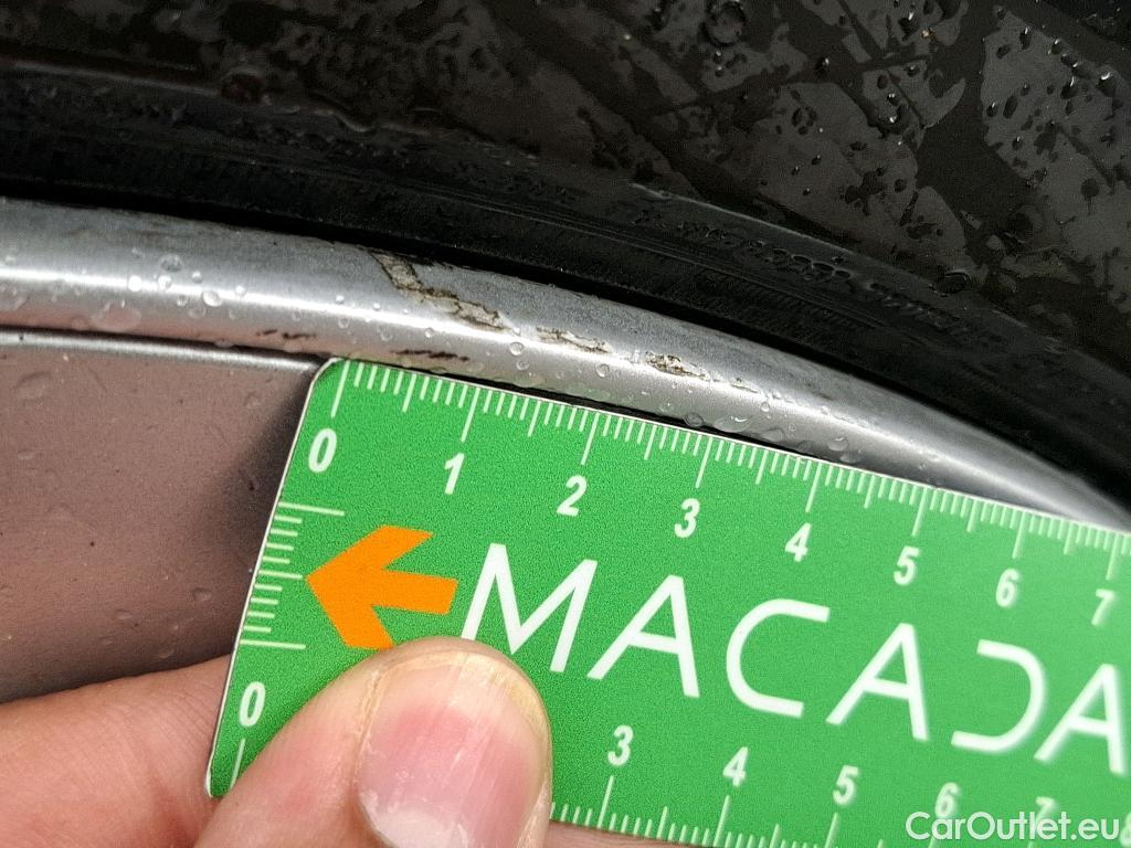  Tesla  Model Y TESLA  / 2020 / 5P / SUV Grand Autonomie Dual Motor AWD #33