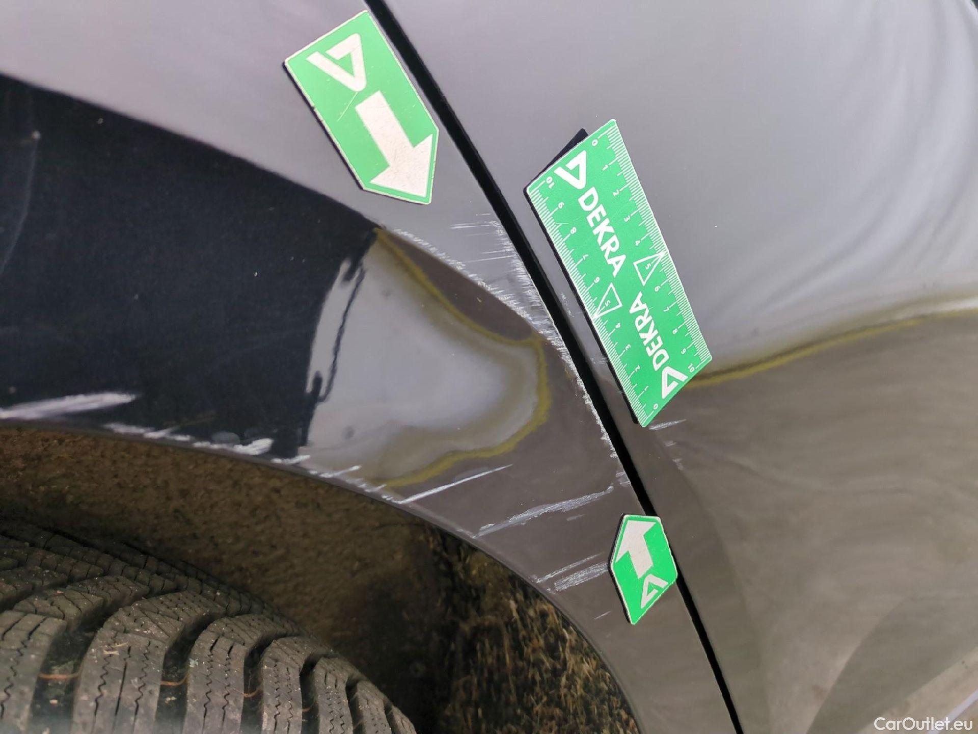  Volkswagen  Polo VOLKSWAGEN  / 2021 / 5P / Berline 1.0 TSI 95 Life #21