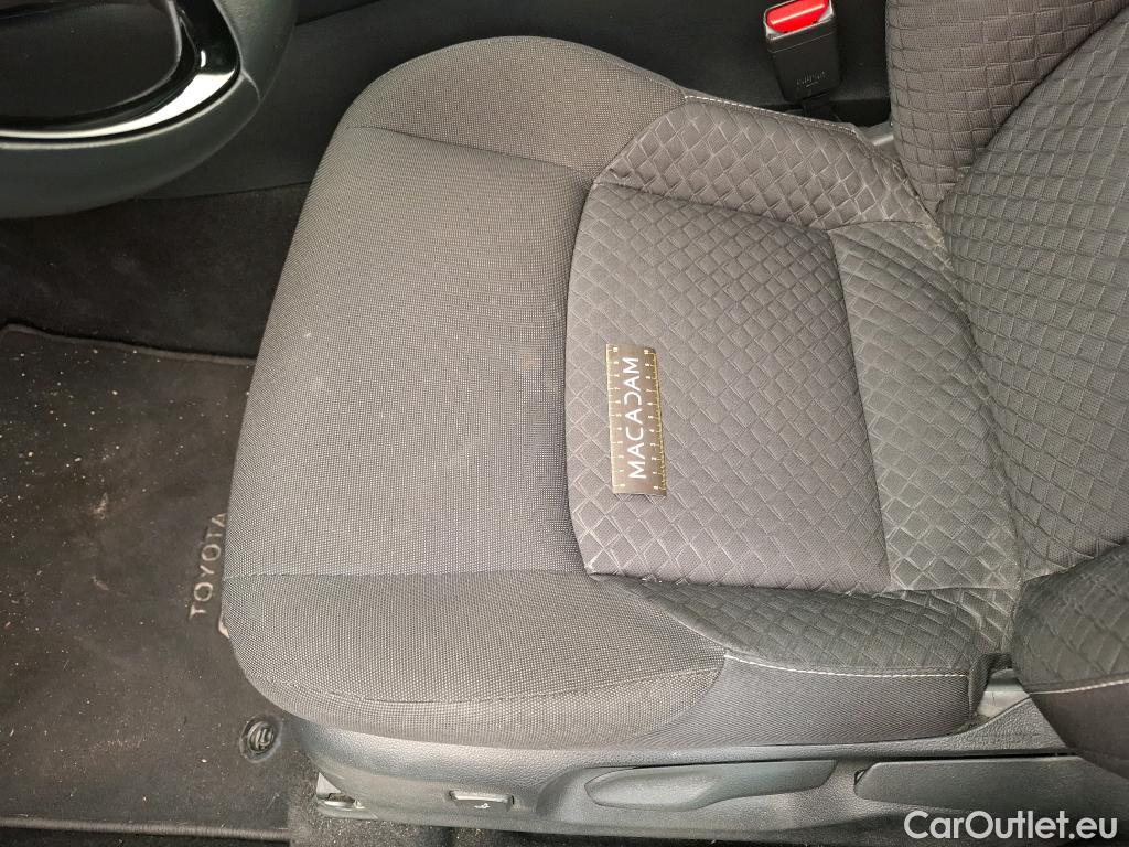  Toyota  C-HR TOYOTA  / 2016 / 5P / SUV 2.0 Hybride 184 Dynamic Business Beyond #25