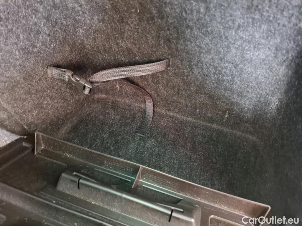  Skoda  Superb SKODA  Combi / 2019 / 5P / Break 1.4 TSI PHEV 218ch DSG6 Style #11