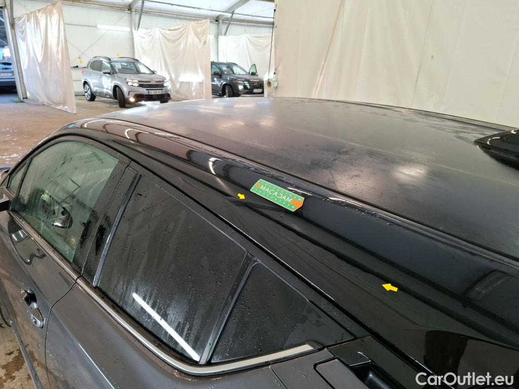  Toyota  C-HR TOYOTA  / 2016 / 5P / SUV 2.0 HYBRIDE 184 DISTINCTIVE #18