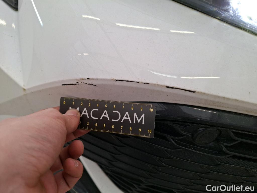  Toyota  Corolla TOYOTA  / 2018 / 5P / Berline Hybride 122h Dynamic Business Beyond Zer #7