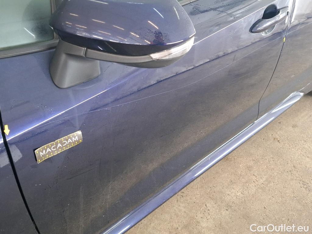  Toyota  Corolla TOYOTA  Touring Sports / 2018 / 5P / Break Hybride 122h Dynamic Business Beyond Zer #11