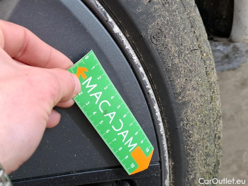  Tesla  Model 3 TESLA  / 2018 / 4P / Berline Grande Autonomie Dual Motor AWD #8