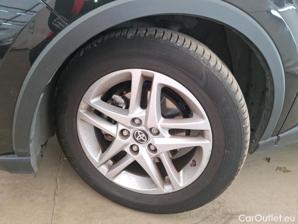  Toyota  C-HR TOYOTA  / 2016 / 5P / SUV 2.0 Hybride 184 Dynamic Business Beyond #20