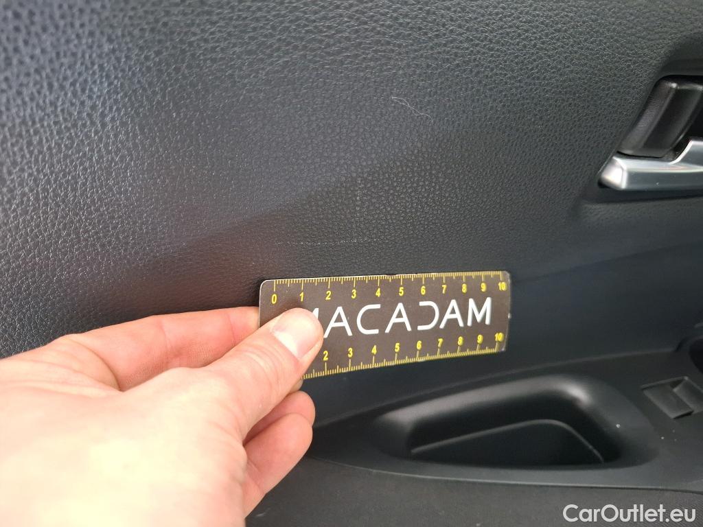  Toyota  Corolla TOYOTA  / 2018 / 5P / Berline Hybride 122h Dynamic Business Beyond Zer #21