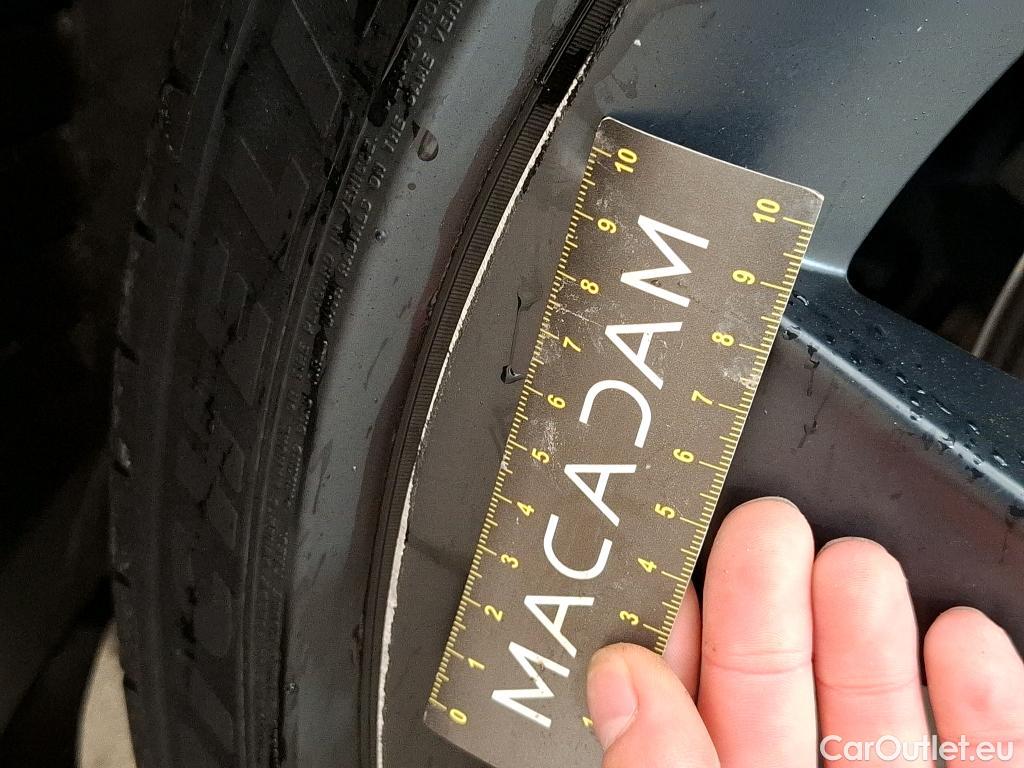  Tesla  Model Y TESLA  / 2020 / 5P / SUV Grand Autonomie Dual Motor AWD #26