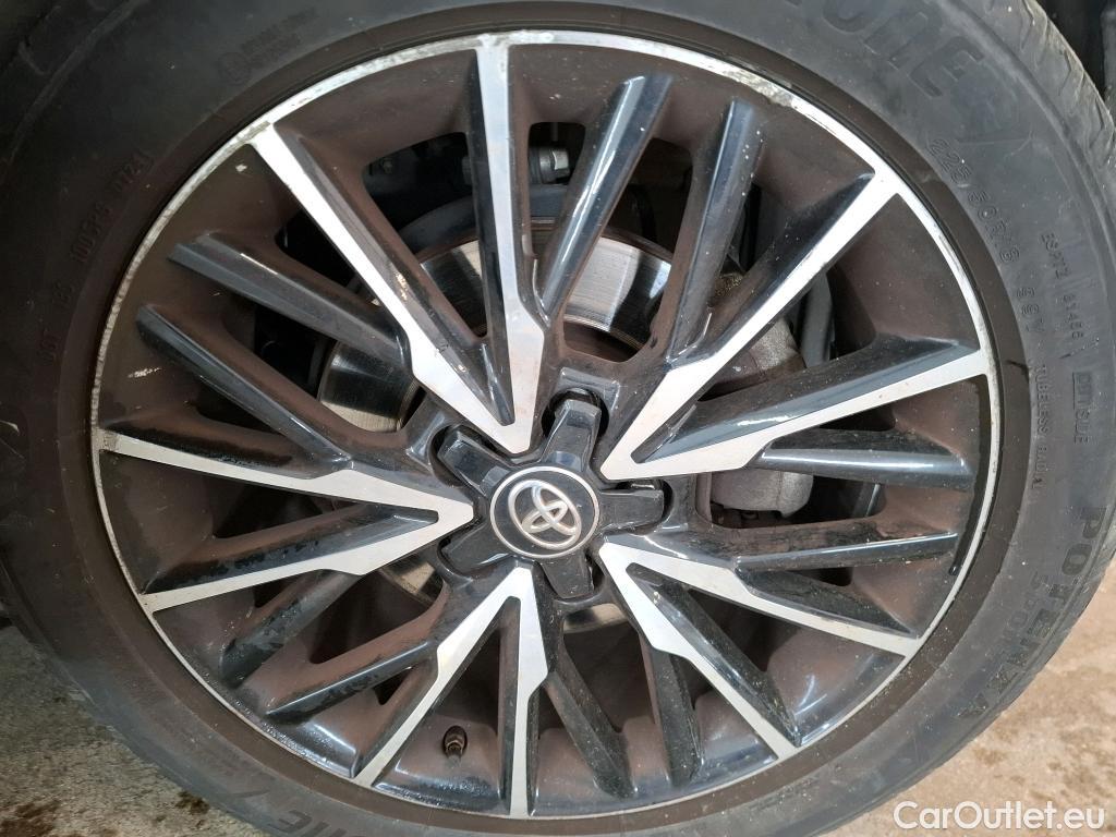  Toyota  C-HR TOYOTA  / 2016 / 5P / SUV 2.0 HYBRIDE 184 DISTINCTIVE #15