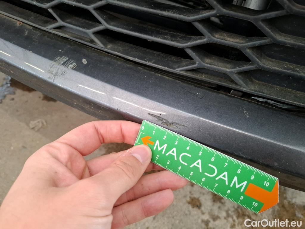  Toyota  C-HR TOYOTA  / 2016 / 5P / SUV 2.0 HYBRIDE 184 DISTINCTIVE #8