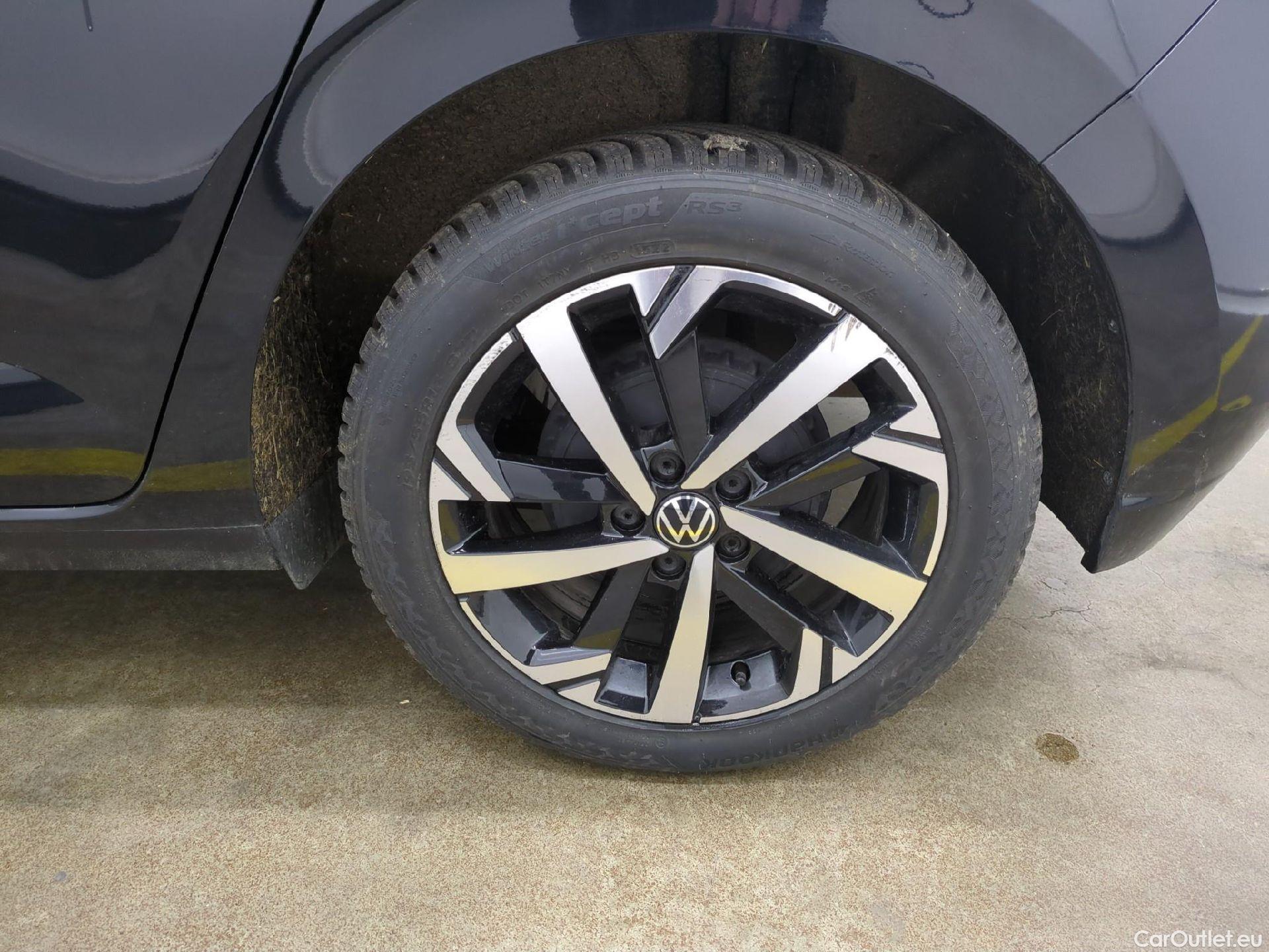  Volkswagen  Polo VOLKSWAGEN  / 2021 / 5P / Berline 1.0 TSI 95 Life #4