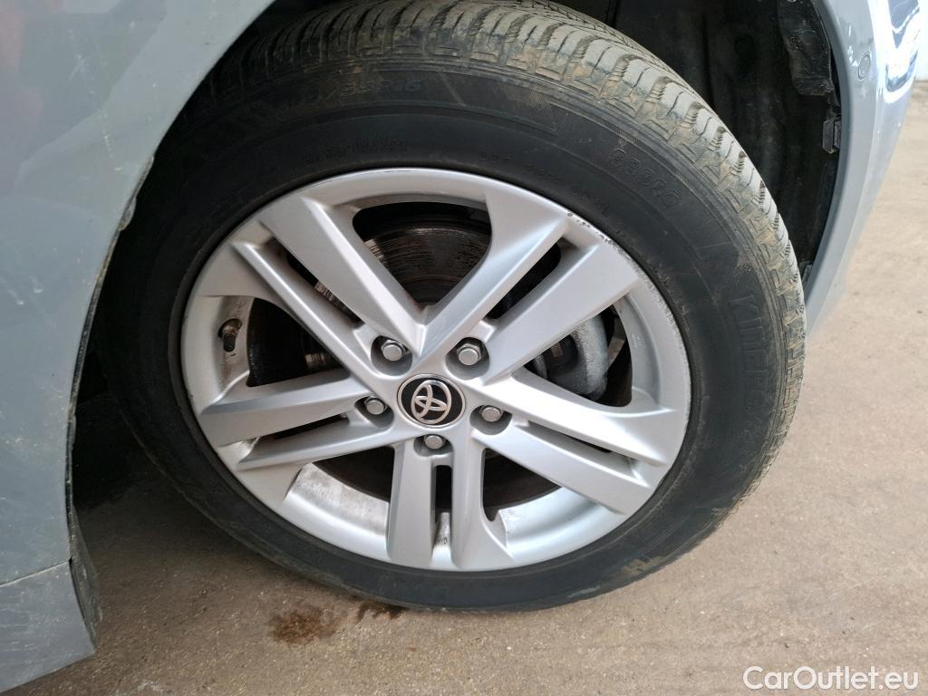  Toyota  Corolla TOYOTA  Touring Sports / 2018 / 5P / Break Hybride 122h Dynamic Business Stage Acad #24