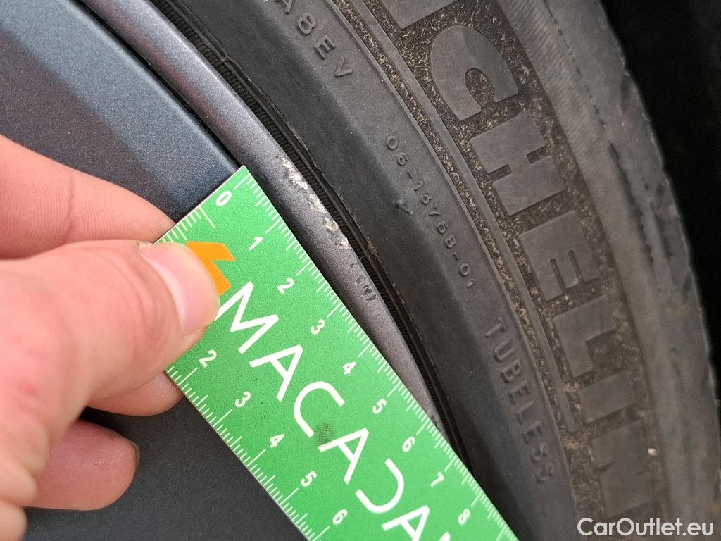  Tesla  Model 3 TESLA  / 2018 / 4P / Berline Grande Autonomie Dual Motor AWD #17