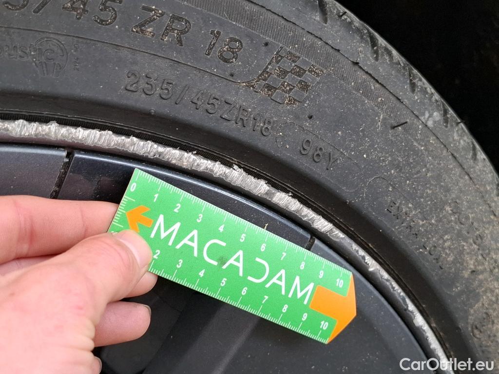  Tesla  Model 3 TESLA  / 2018 / 4P / Berline Grande Autonomie Dual Motor AWD #7