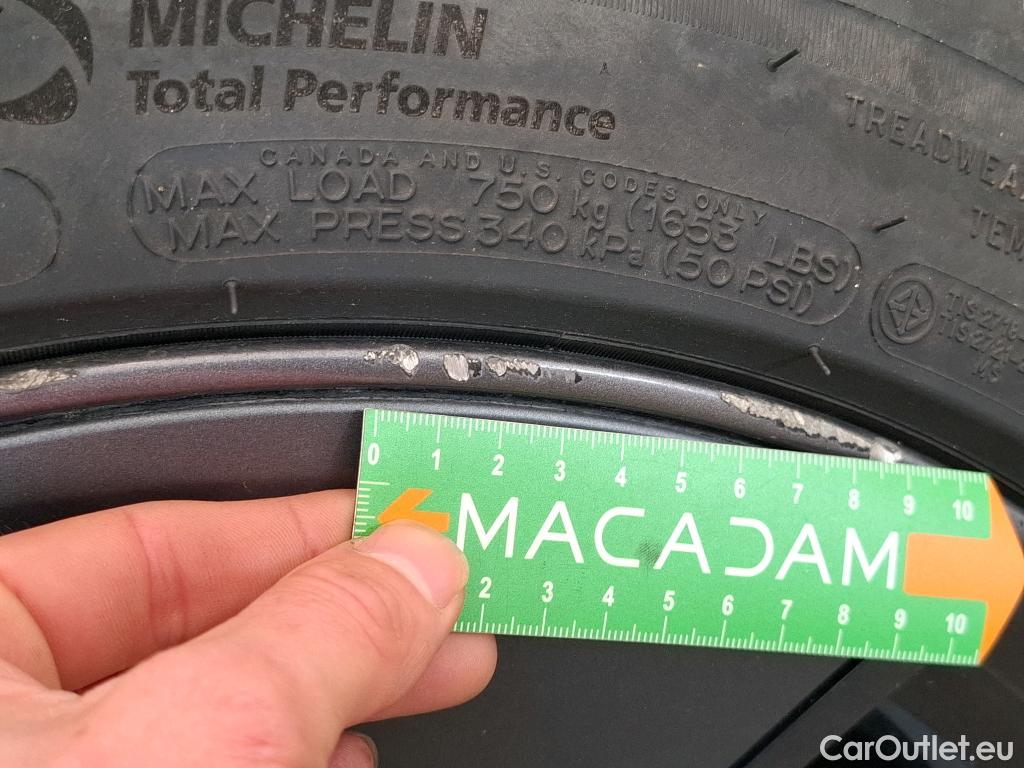  Tesla  Model 3 TESLA  / 2018 / 4P / Berline Grande Autonomie Dual Motor AWD #22