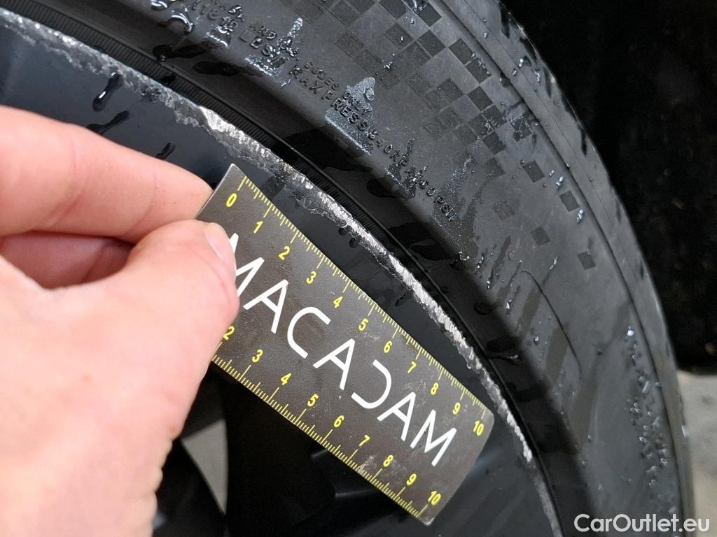  Tesla  Model Y TESLA  / 2020 / 5P / SUV Grand Autonomie Dual Motor AWD #31