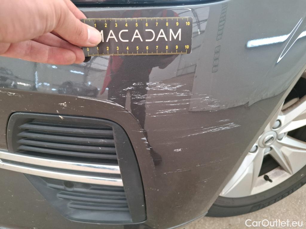  Volvo  XC60 VOLVO  / 2021 / 5P / SUV B4 197 Geartronic 8 Momentum Business / VO RECONDITIONNE - PHOTOS AVANT RECONDITIONNEMENT #3