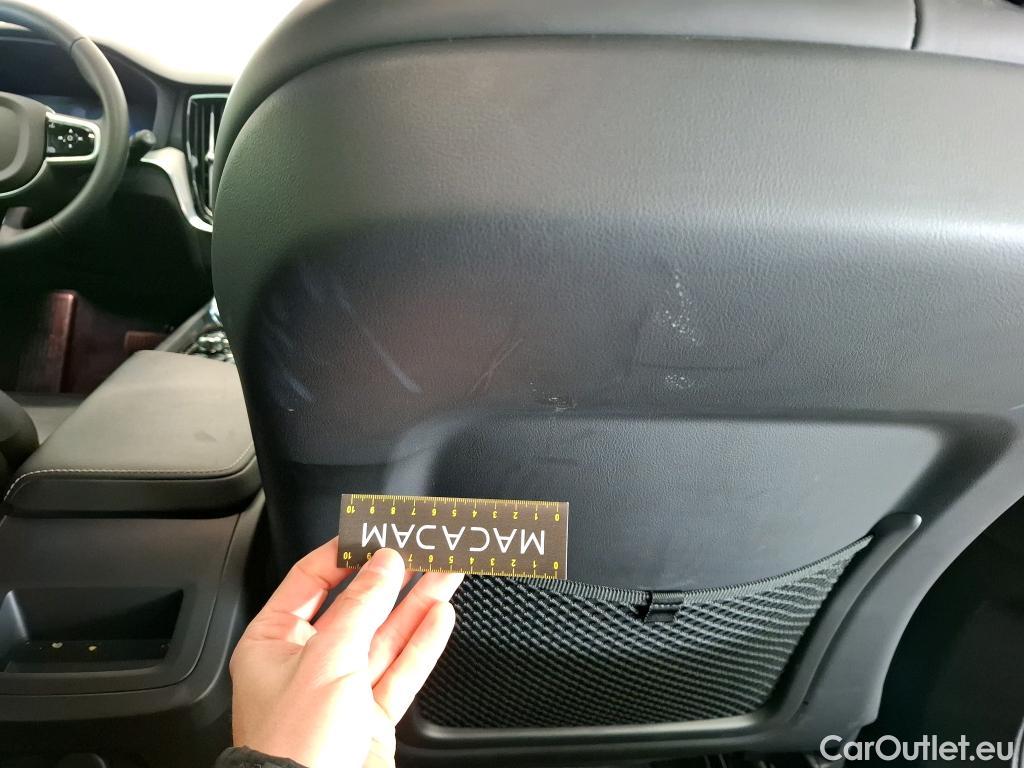  Volvo  V60 VOLVO  / 2018 / 5P / Break B4 197 DCT 7 Plus Dark #17