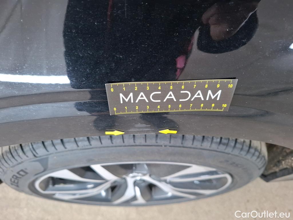  Volvo  V60 VOLVO  / 2018 / 5P / Break B4 197 DCT 7 Plus Dark #27