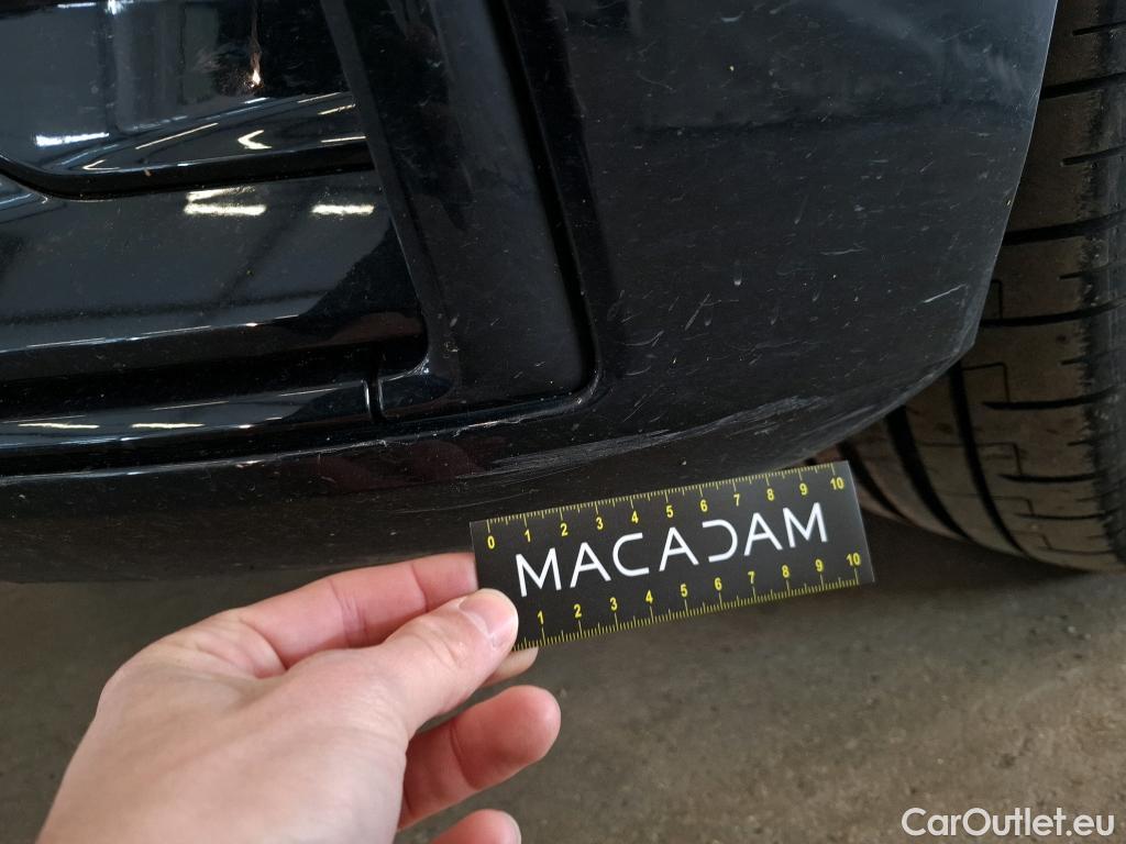  Volvo  V60 VOLVO  / 2018 / 5P / Break B4 197 DCT 7 Plus Dark #5