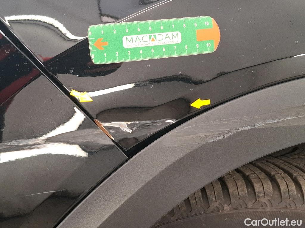  Citroen  C4 CITROEN  X / 2022 / 4P / Berline PureTech 130 S&S EAT8 Feel Pack #13