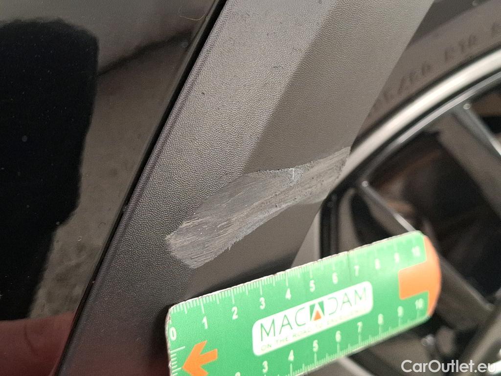  Citroen  C4 CITROEN  X / 2022 / 4P / Berline PureTech 130 S&S EAT8 Feel Pack #33