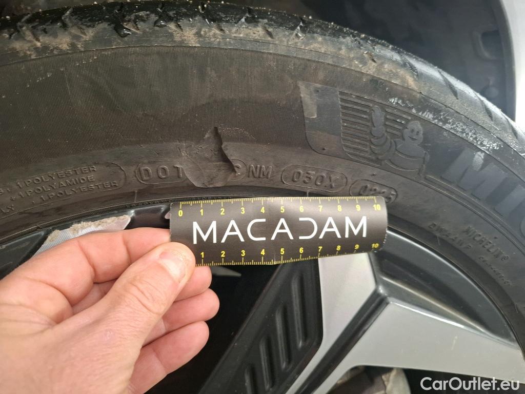  Hyundai  Tucson HYUNDAI  / 2020 / 5P / SUV 1.6 PHEV 265 HTRAC BUSINESS 4WD AUTO #4