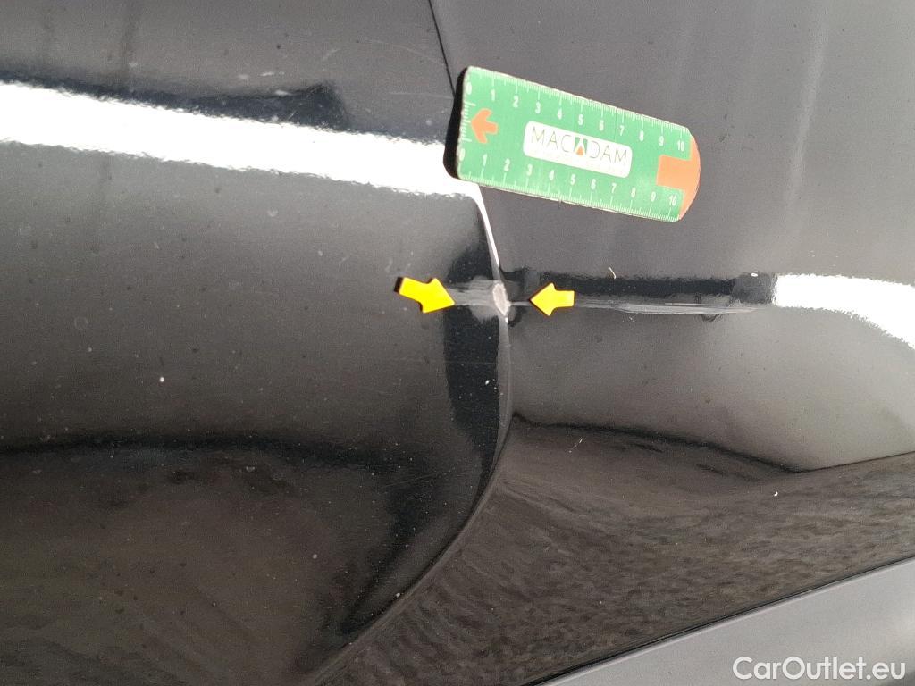  Citroen  C4 CITROEN  X / 2022 / 4P / Berline PureTech 130 S&S EAT8 Feel Pack #4