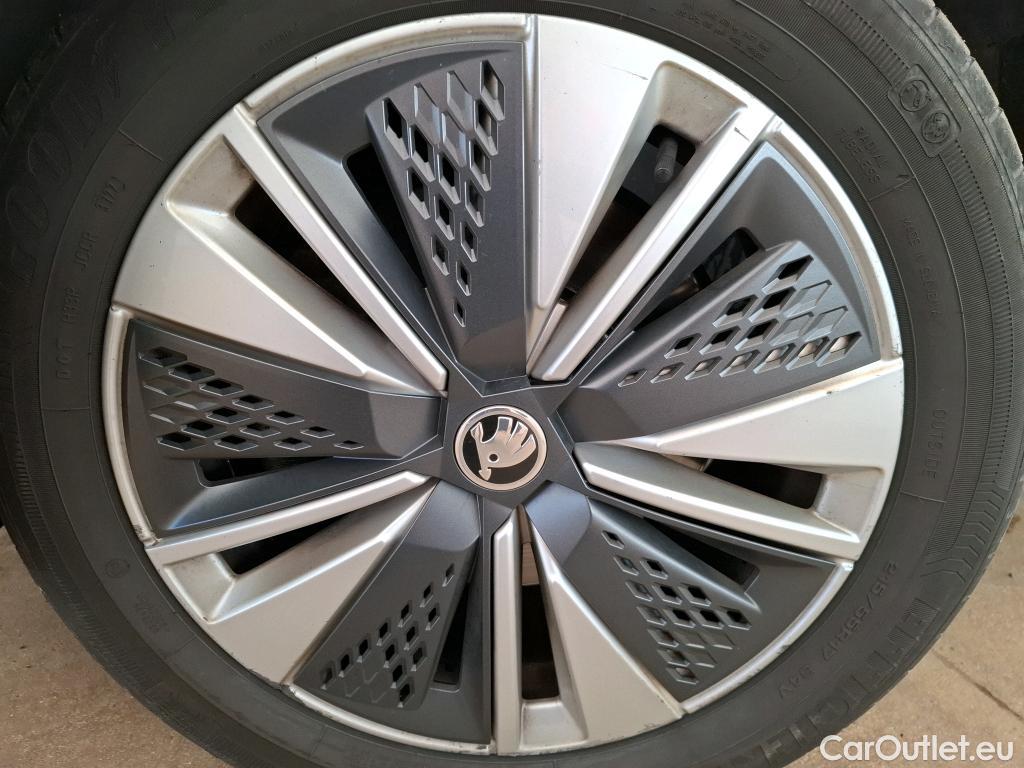  Skoda  Karoq SKODA  / 2022 / 5P / SUV 2.0 TDI 116ch DSG7 Business #32