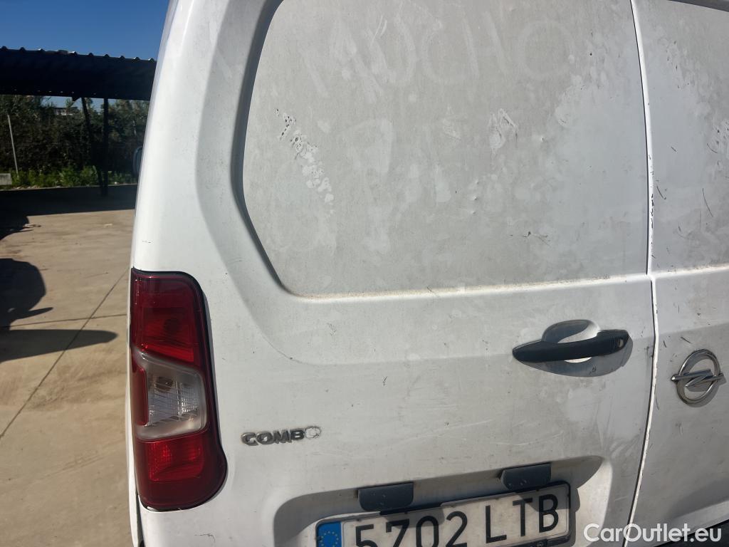  Opel  Combo OPEL  / 2018 / 3P / furgón derivado de turismo 1.5 TD 75kW (100CV) Express L H1 650kg #31