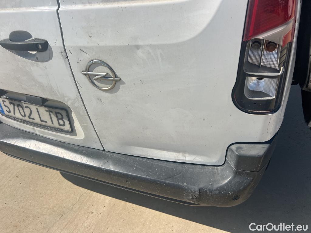  Opel  Combo OPEL  / 2018 / 3P / furgón derivado de turismo 1.5 TD 75kW (100CV) Express L H1 650kg #32