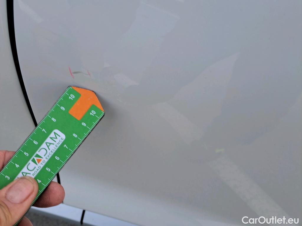  Bmw  X3 BMW  / 2017 / 5P / todoterreno sDrive18d #15