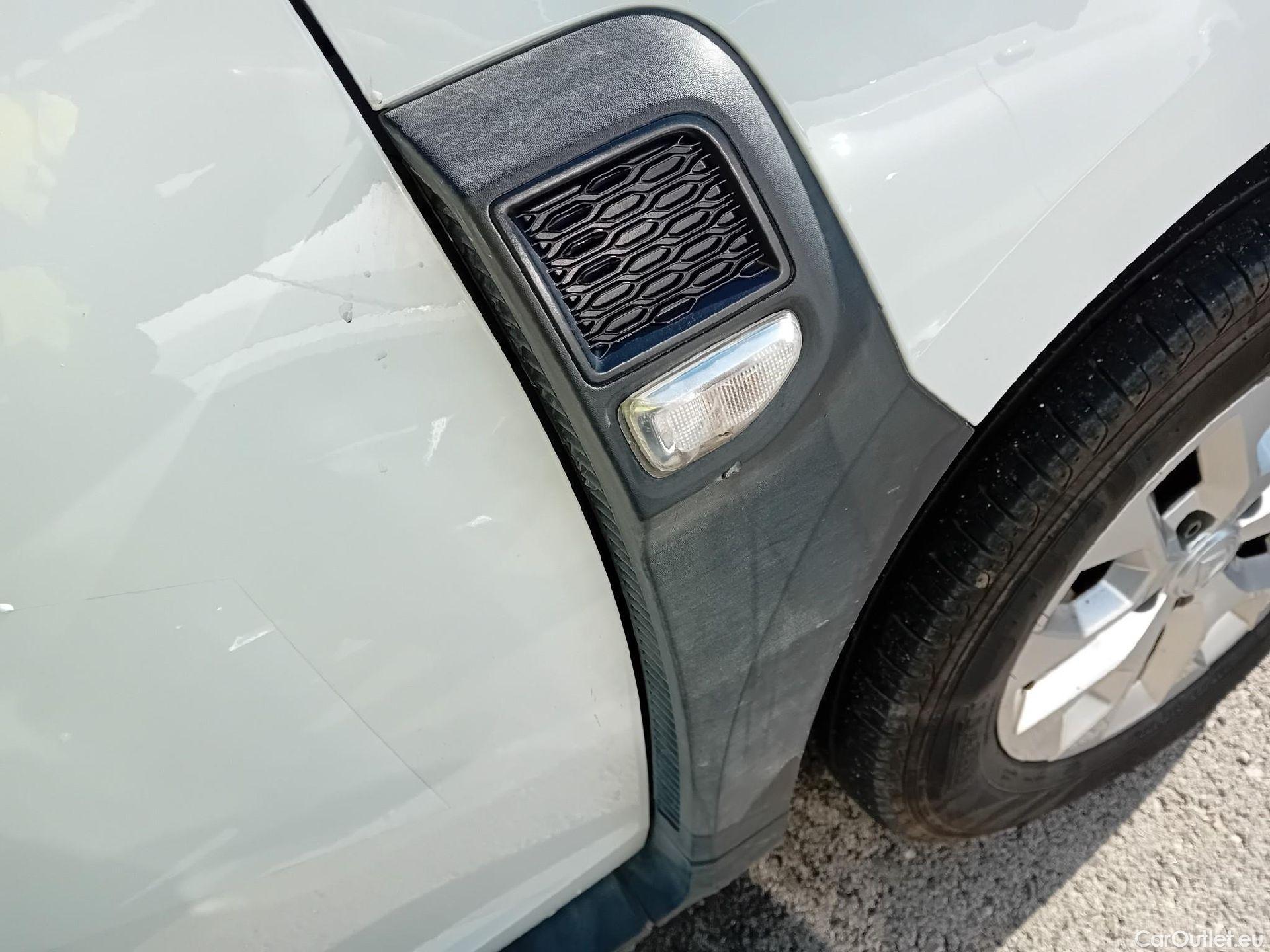  Dacia  Duster DACIA  / 2018 / 5P / todoterreno Comfort TCE 74kW(100CV) ECO-G 4X2 #41