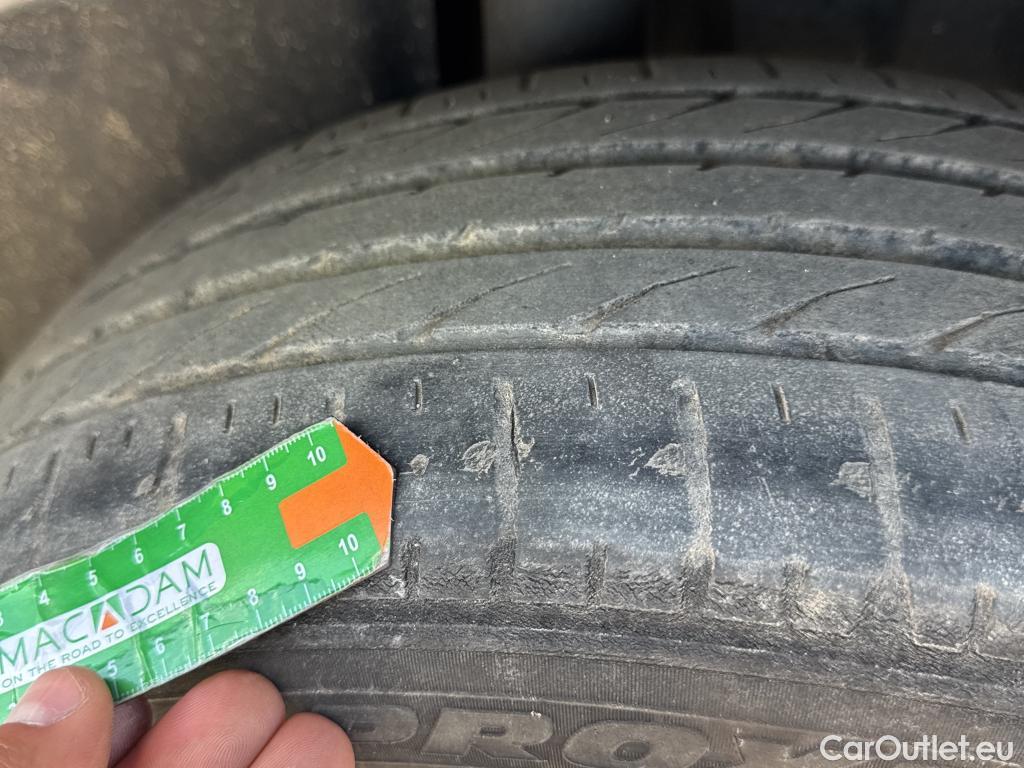  Audi  Q2 AUDI  / 2016 / 5P / todoterreno Sport 35 TDI 110kW (150CV) #2